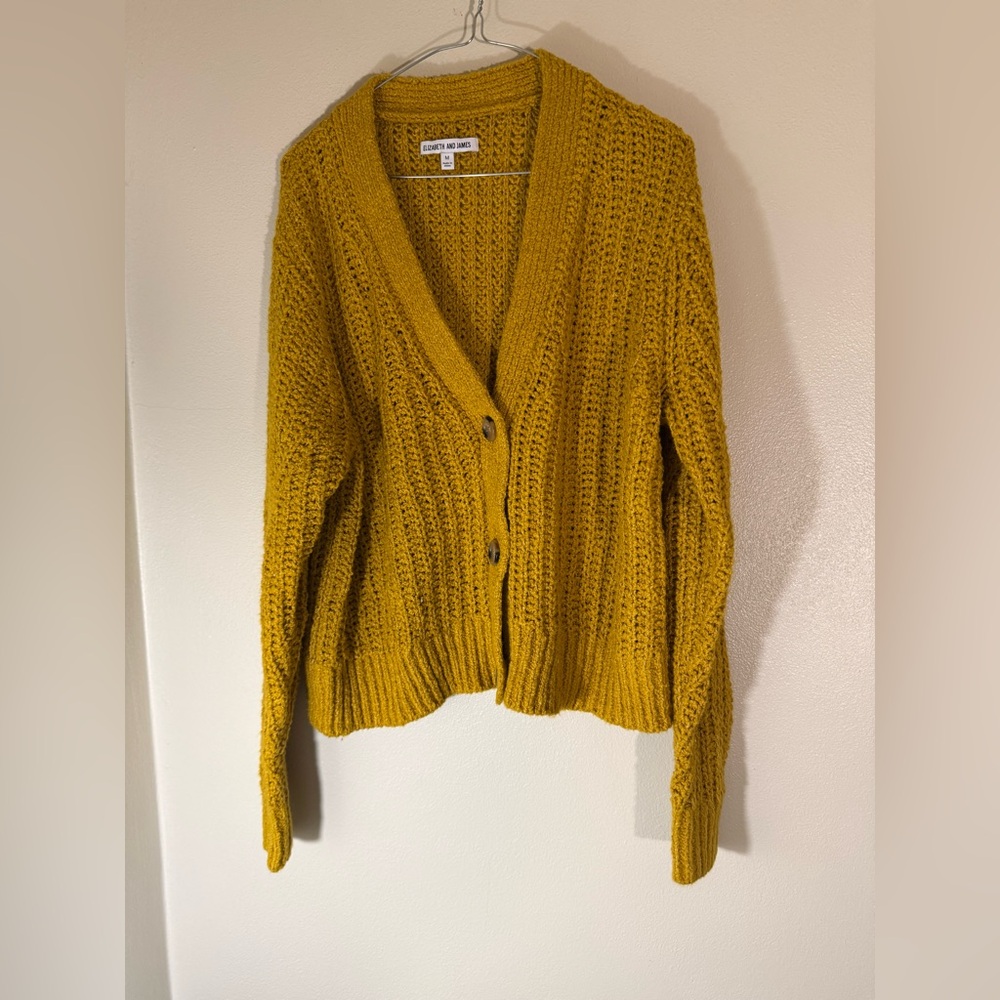Elizabeth and James Mustard Yellow Chunky V-neck Cardigan size M